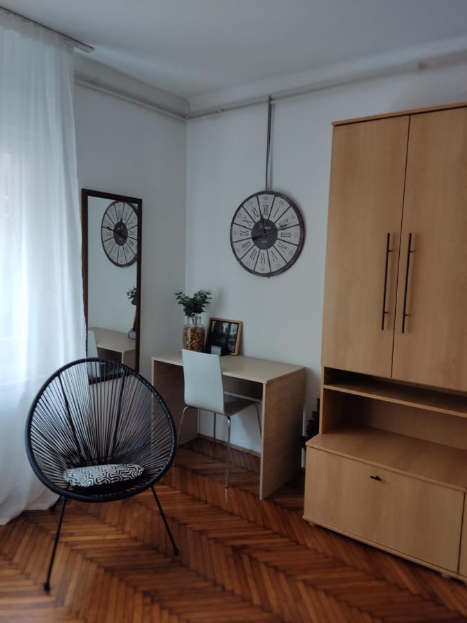 Appartement Kopernik - Parking Available à Belgrade Extérieur photo